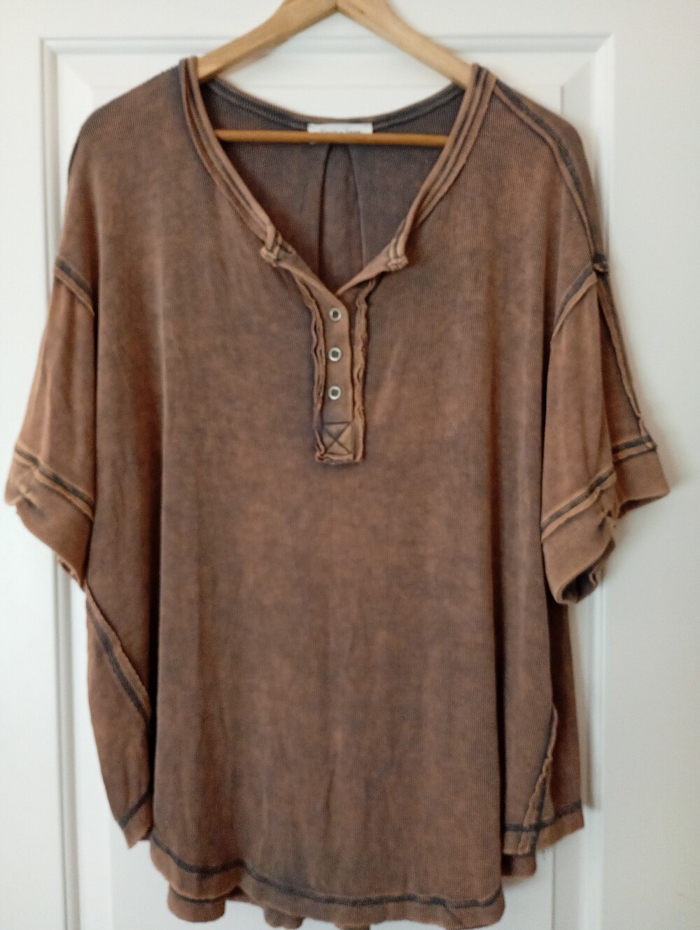 Sewn + Seen Faded Wash Warm Brown Short-Sleeve Relaxed Baggy Henley Shirt (L)